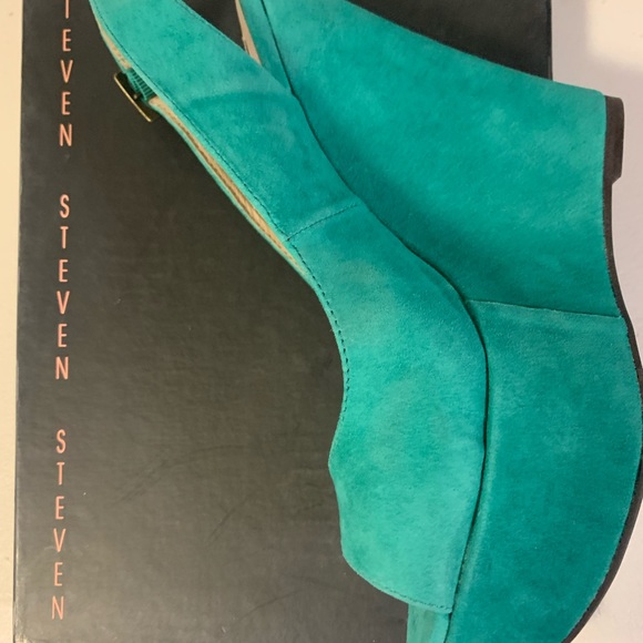 Wedges - Picture 2 of 4